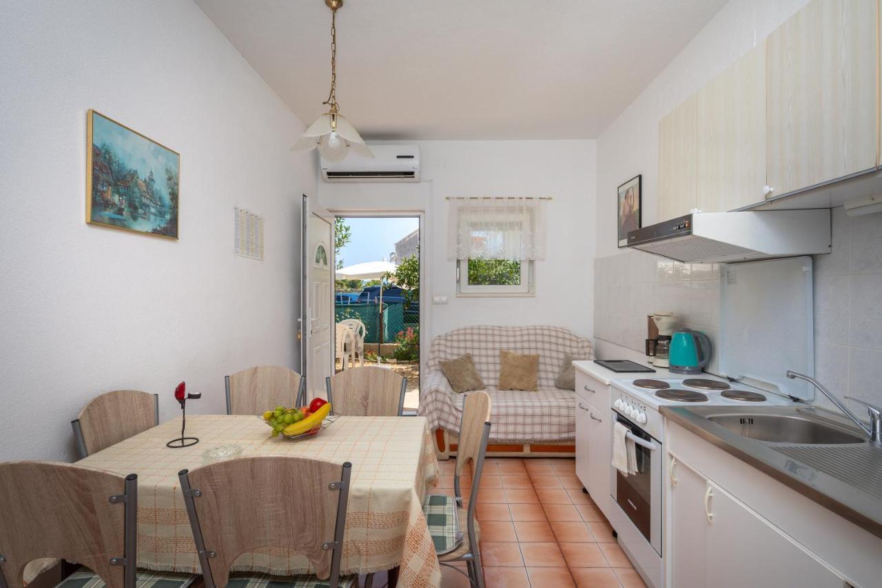 Apartments Near Beach Babic Split Exterior foto